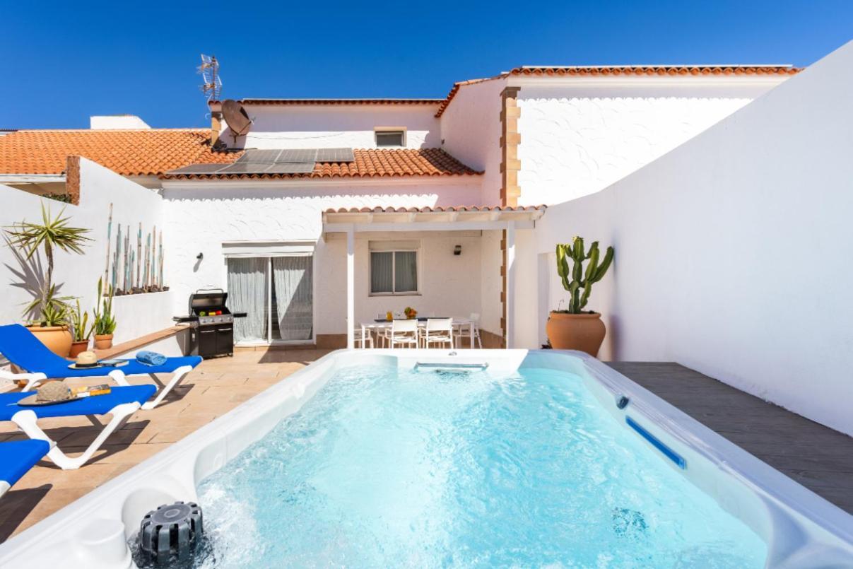 Casa Naranja - Heated Pool - Bbq - Terrace - Free Wifi - Child & Pet-Friendly - 3 Bedrooms - 6 People 波里斯-德阿沃纳 外观 照片